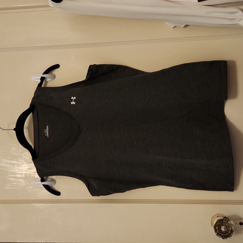 Under Armor grey athletic tank top